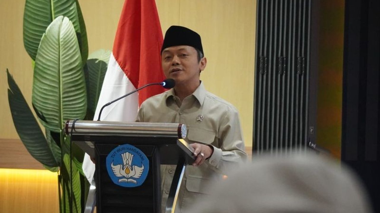 Peningkatan Mutu Pendidikan Muhammadiyah di Jawa Barat menjadi sorotan utama Wakil Menteri Pendidikan Dasar dan Menengah (Wamendikdasmen) Fajar Riza Ul Haq, yang menekankan pentingnya kualitas untuk melahirkan generasi unggul dan menjaga kepercayaan masya