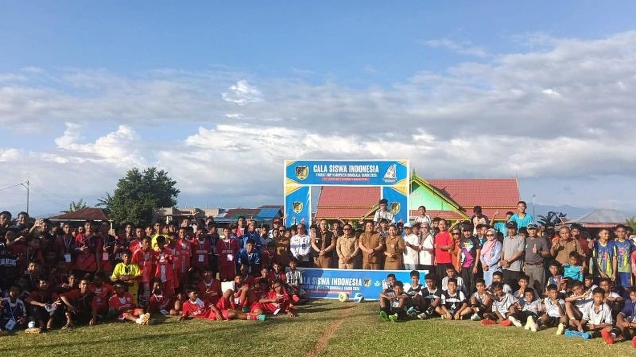 Pemerintah Kabupaten Donggala aktif menggalakkan olahraga sebagai fondasi Pembentukan Karakter Generasi Muda yang tangguh. Simak bagaimana inisiatif ini membentuk masa depan daerah!