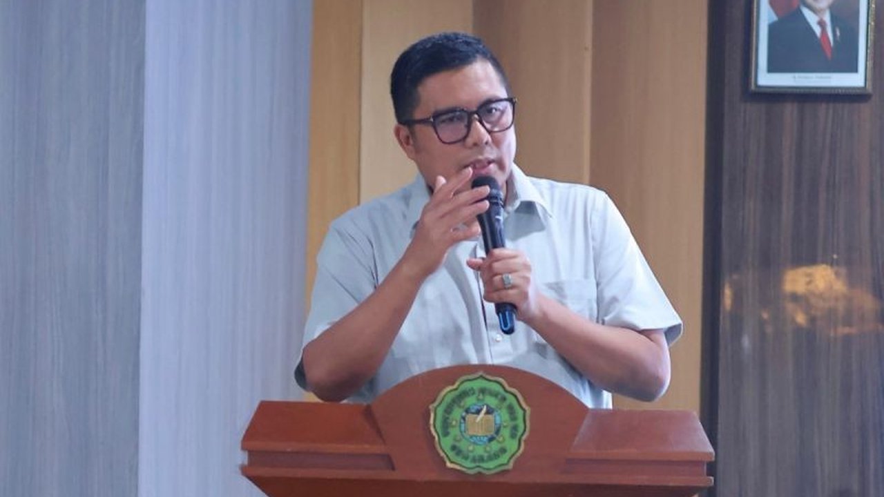 Wakil Ketua DPRD Jawa Tengah Mohammad Saleh menekankan pentingnya Nalar Kritis Mahasiswa di tengah gempuran informasi digital, agar tidak mudah terpengaruh hoaks dan konten provokatif.