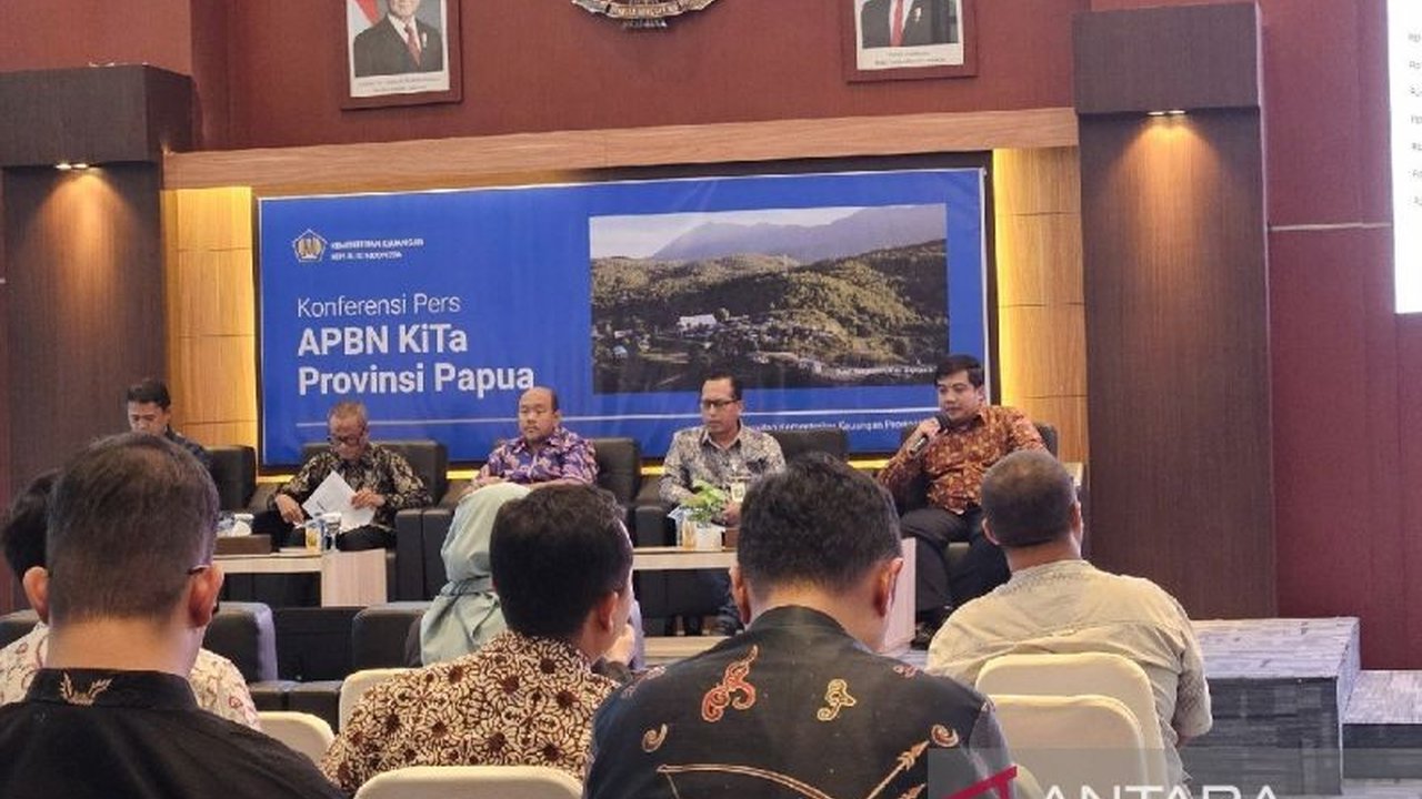 Kantor Pengawasan dan Pelayanan Bea dan Cukai Tipe Madya Pabean C Jayapura, atau Bea Cukai Papua, berhasil menyelamatkan 1.356 jiwa dari potensi penyalahgunaan narkotika hingga Mei 2026, sekaligus menghemat miliaran rupiah biaya rehabilitasi negara.
