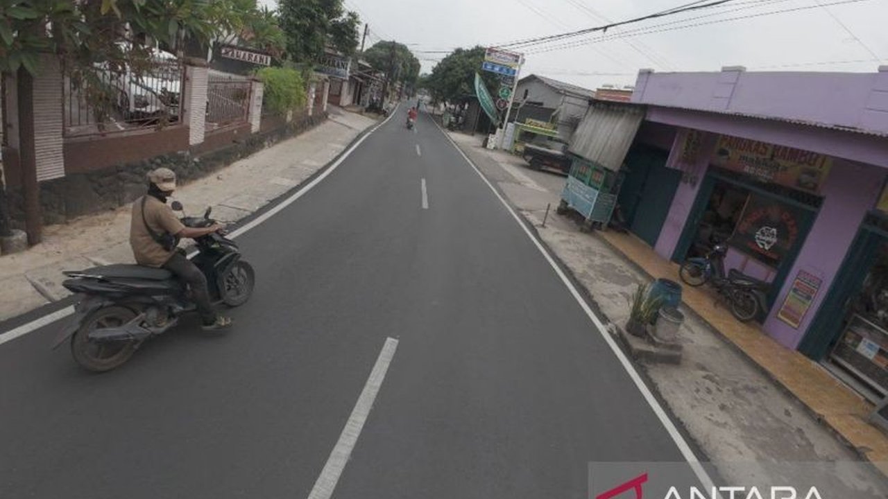 Pemerintah Kota Bekasi telah menuntaskan perbaikan Jalan BKKBN di Mustika Jaya, meningkatkan kualitas infrastruktur dan kenyamanan pengendara. Simak dampak positif perbaikan Jalan BKKBN Bekasi bagi warga!