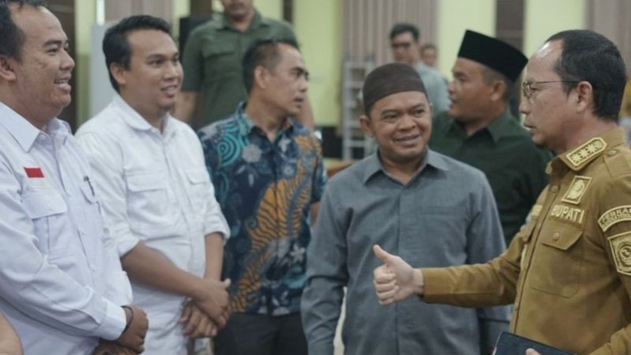 Bupati Bangka Tengah Algafry Rahman menyatakan Sekolah Nasional Terintegrasi (SNT) akan menjadi pendorong utama peningkatan mutu pendidikan dan daya saing pelajar di daerahnya, menjanjikan masa depan cerah.