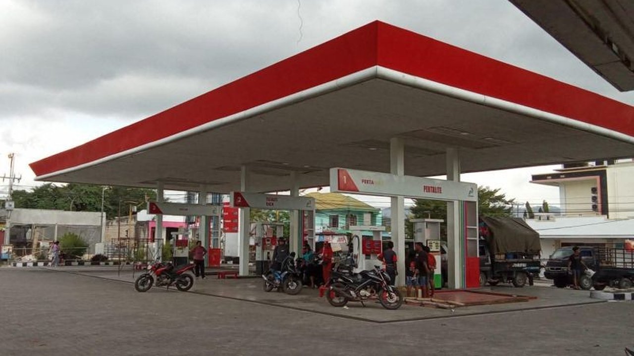 Pertamina Patra Niaga mendukung penuh Pergub NTT Nomor 13 Tahun 2025 untuk memastikan penyaluran BBM Subsidi Tepat Sasaran. Koordinasi erat dengan pemda dan aparat hukum di NTT jadi kunci.
