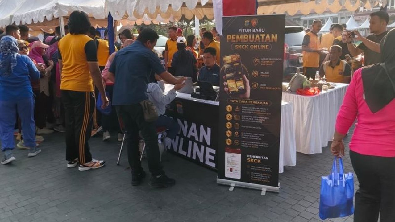 Menyambut Hari Bhayangkara ke-80, Kepolisian Daerah Sulawesi Tengah (Polda Sulteng) menggelar berbagai layanan publik gratis di Palu, bertujuan mendekatkan Polri dengan masyarakat serta meningkatkan kepercayaan publik.