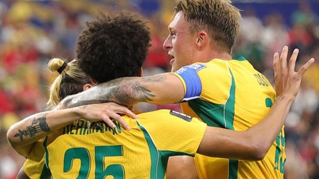Gelandang Timnas Australia, Jackson Irvine, mengungkapkan kekecewaan mendalam setelah Australia tersingkir dari Piala Dunia 2026 usai kalah adu penalti dari Mesir.