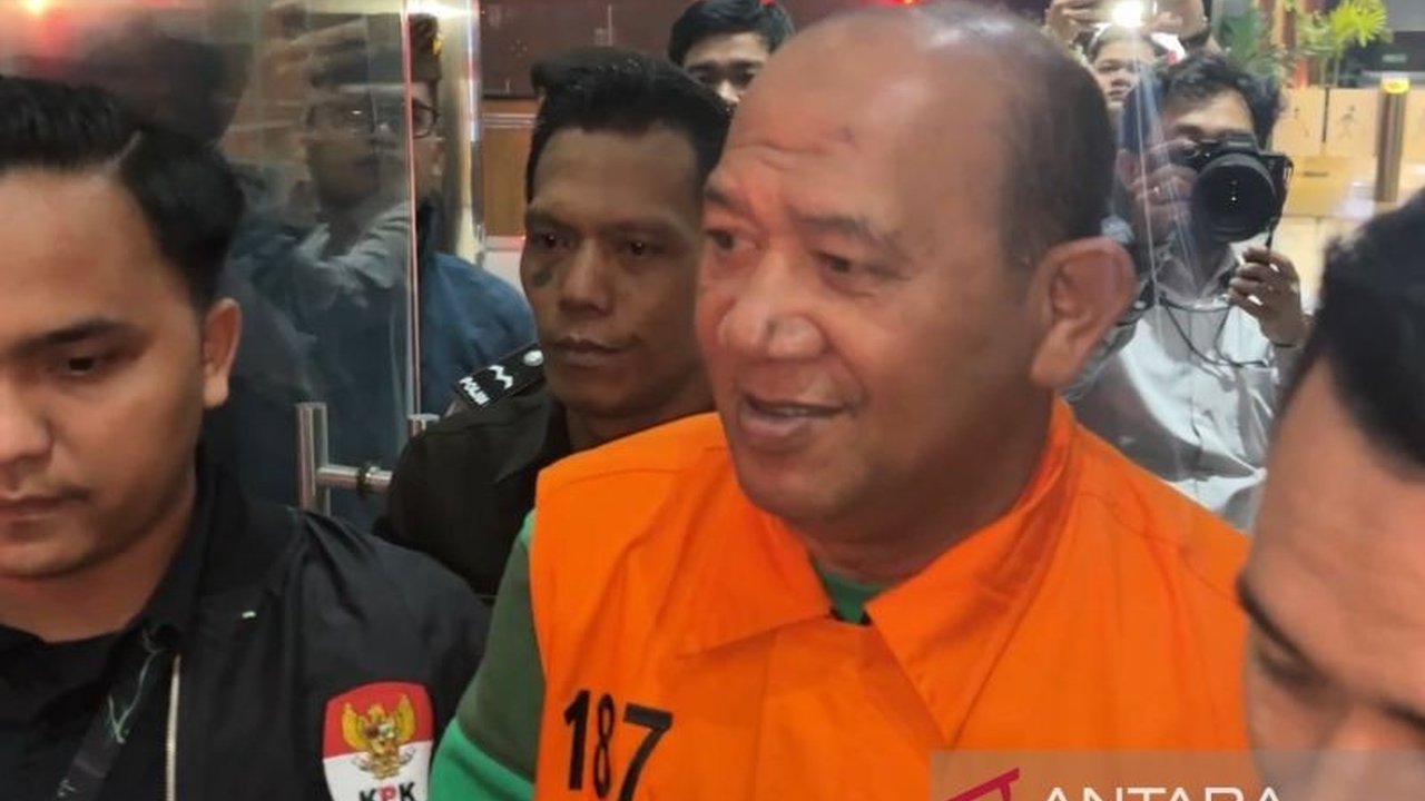 Komisi Pemberantasan Korupsi (KPK) mengungkap kronologi operasi tangkap tangan (OTT) terhadap Bupati Langkat Syah Afandin, yang berawal dari pertemuan setelah kegiatan Apkasi dan melibatkan dugaan suap proyek di lingkungan Pemkab Langkat.