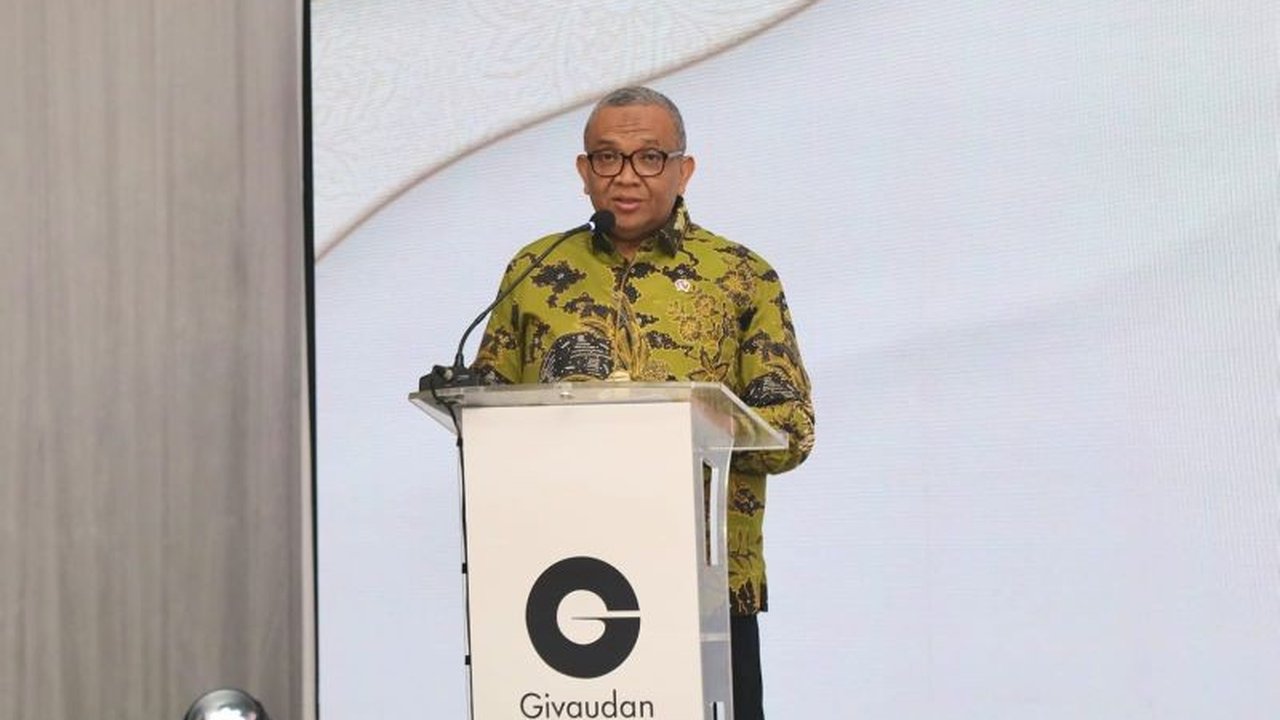 Wakil Menteri Ketenagakerjaan (Wamenaker) Afriansyah Noor menegaskan bahwa setiap investasi harus memberikan dampak nyata pada penciptaan lapangan kerja berkualitas demi kesejahteraan masyarakat.