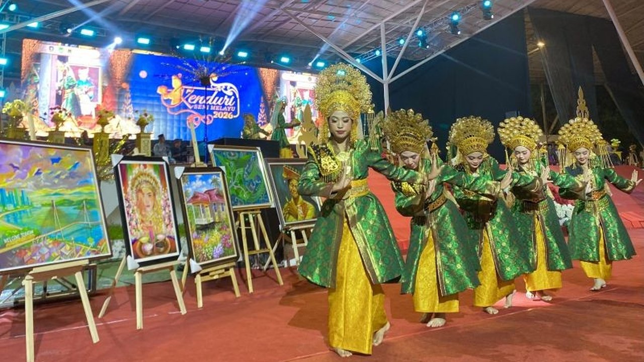 Kenduri Seni Melayu Batam 2026 kembali digelar, melibatkan seniman dari empat negara untuk memperkuat daya tarik wisata budaya dan memperkenalkan identitas Melayu ke kancah internasional.