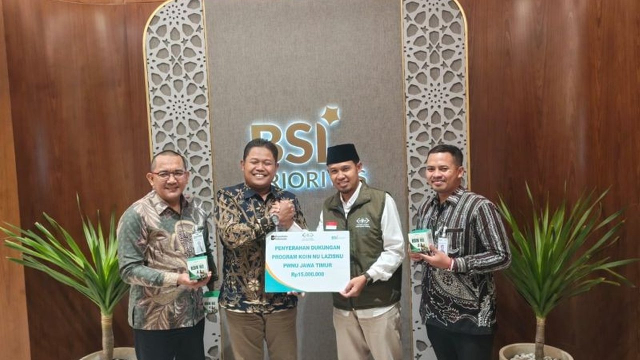 BSI perkuat Gerakan Koin NU dengan QRIS, kolaborasi Lazisnu Jatim. Ini mempermudah donasi digital, tingkatkan transparansi, perluas filantropi syariah. Ketahui inovasi ini dorong kepedulian sosial.