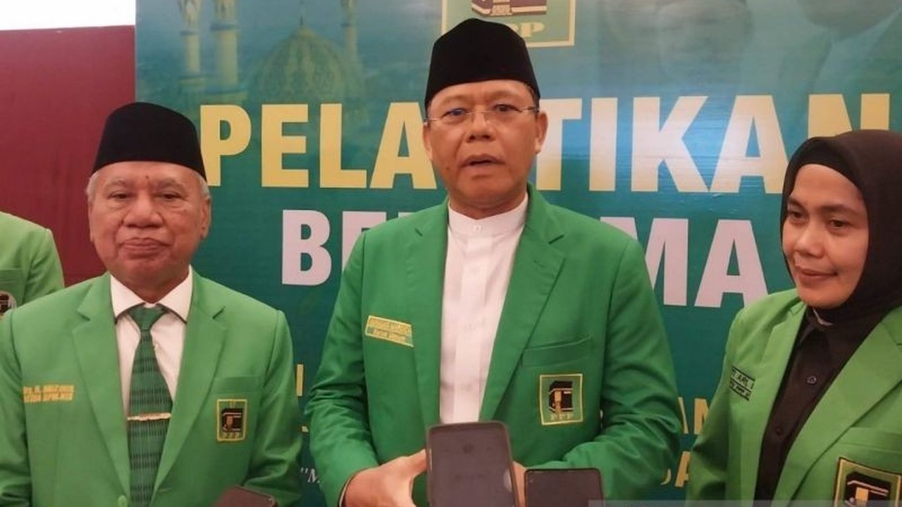 Ketua Umum PPP, Muhamad Mardiono, menanggapi putusan Mahkamah Konstitusi yang menegaskan Pilkada Langsung tetap dilaksanakan. Simak pandangan lengkapnya mengenai keputusan penting ini yang mengukuhkan kedaulatan rakyat.