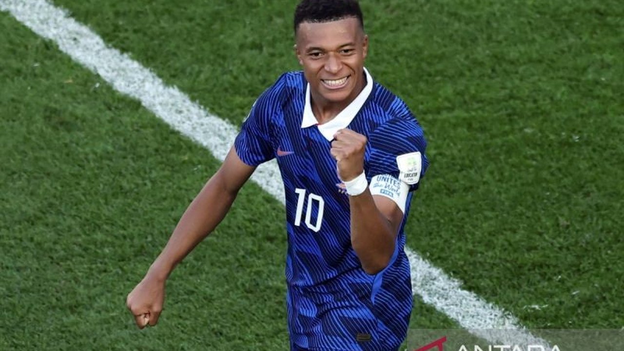 Penyerang bintang Kylian Mbappe blak-blakan mengakui timnas Prancis juga bisa bermain 'kotor' setelah mengalahkan Paraguay di Piala Dunia 2026, memicu rasa penasaran akan strategi Les Bleus.