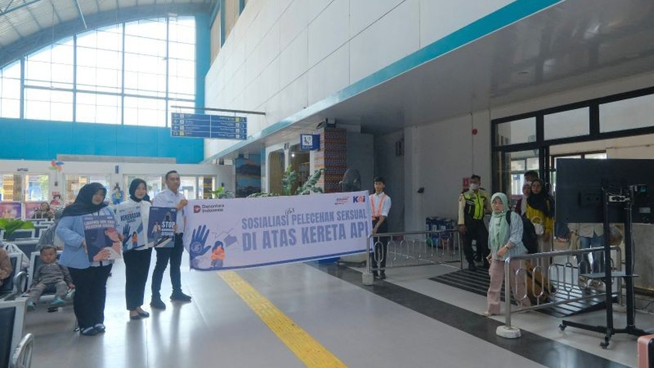 PT Kereta Api Indonesia (Persero) Divre III Palembang gencar melakukan edukasi dan sosialisasi untuk mencegah pelecehan seksual kereta api, memastikan lingkungan transportasi publik yang aman dan nyaman bagi seluruh pelanggan.
