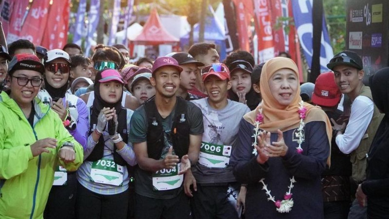 Pemerintah Provinsi Jawa Timur mendeklarasikan diri sebagai Jawa Timur Provinsi Event, sebuah strategi ambisius untuk meningkatkan kunjungan wisatawan dan menggerakkan ekonomi lokal, dengan 30 persen pelancong datang karena berbagai agenda yang digelar.