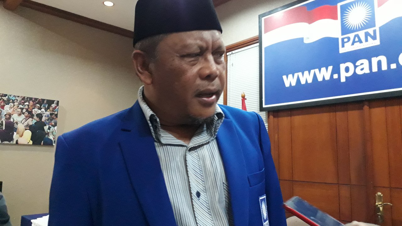 Pengacara Sebut Eggy Sudjana Minta Maaf ke Jokowi Saat Bertemu di Solo