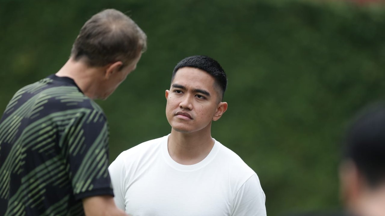 Persis Solo Terancam Degradasi, Kaesang Muncul Saat Latihan: Tenang Saya Sudah Ada di Sini Lagi