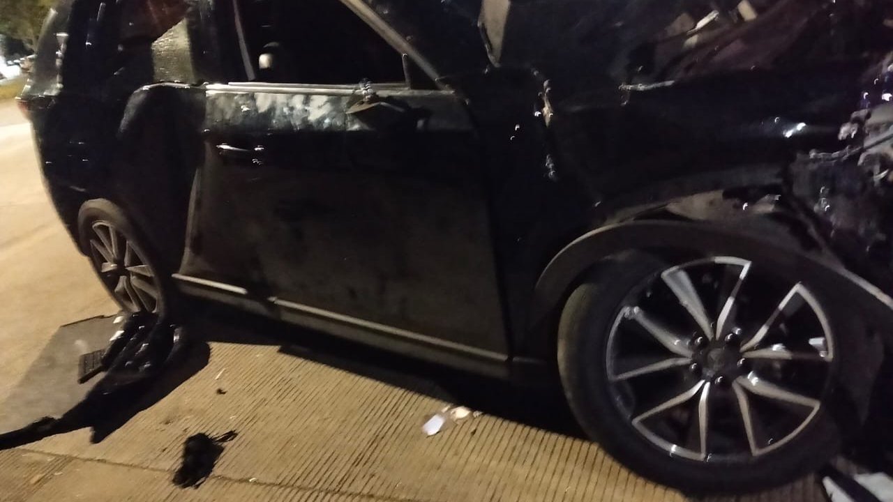 Sopir Mazda Tancap Gas Usai Tabrak 3 Pemotor & 1 Pejalan Kaki di Tambora, Lawan Arah Lalu Terserempet KRL di Mangga Dua