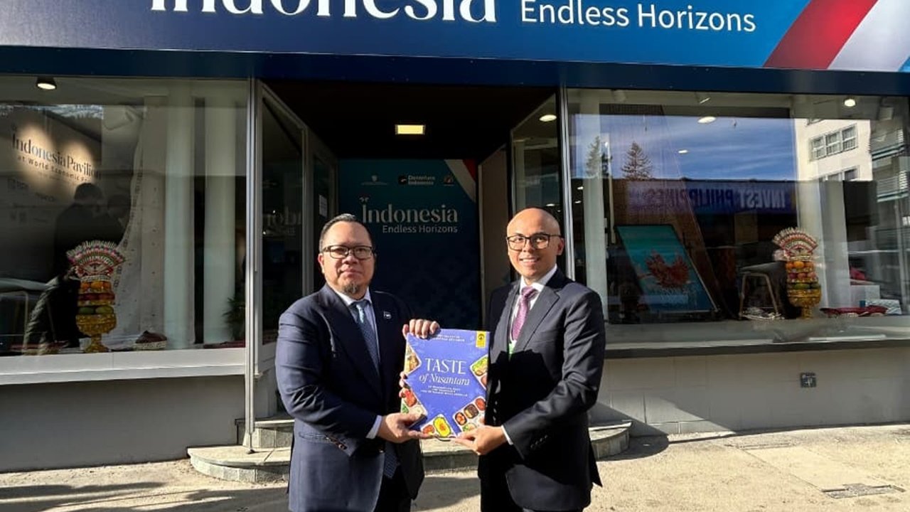 Buku 'Rasa Bhayangkara Nusantara' Versi Bahasa Inggris Diperkenalkan di WEF Davos 2026