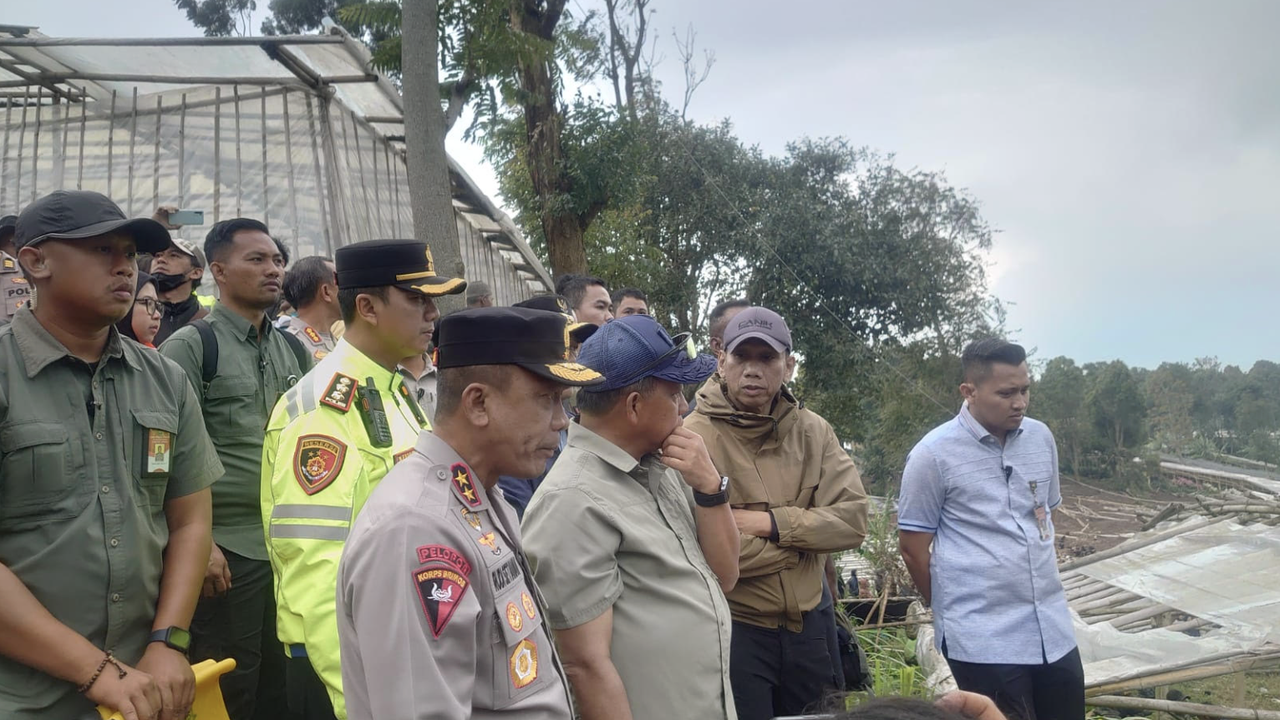 Mendagri Soal Longsor Cisarua Bandung: Jangan Ditempati Lagi