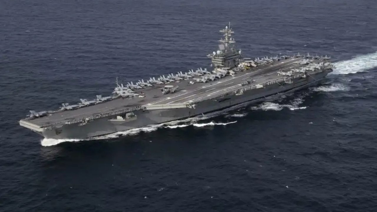 Kapal Induk USS Abraham Lincoln Siap Serang Iran, AS Kirim Belasan Pesawat Tempur Tambahan