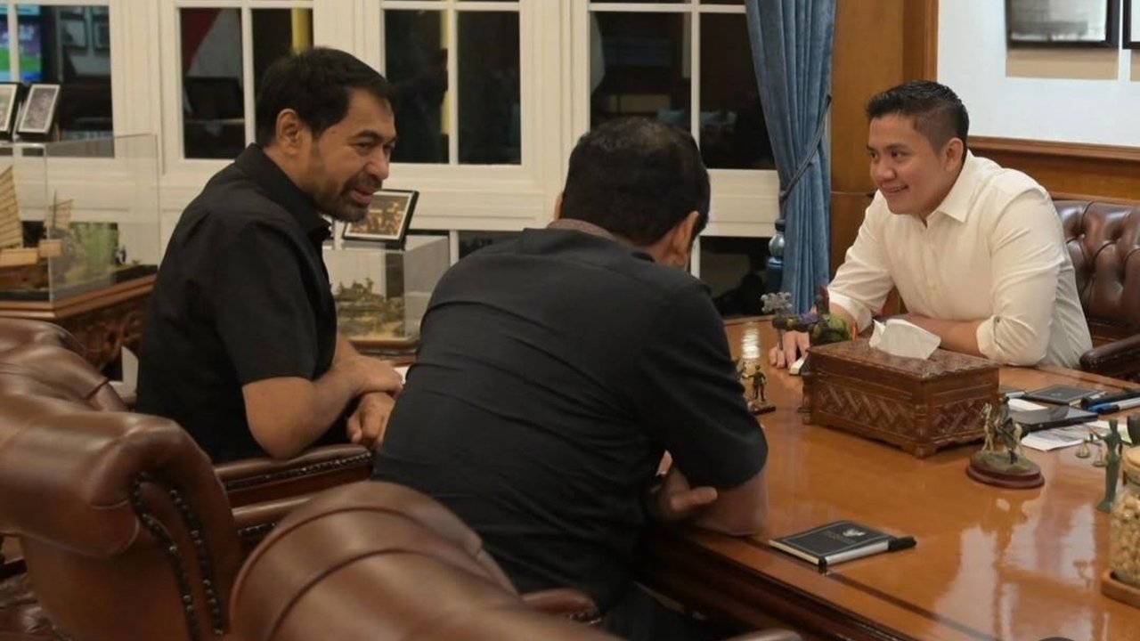 Gubernur Mualem Temui Seskab Teddy, Bahas Pemulihan Pascabencana di Aceh