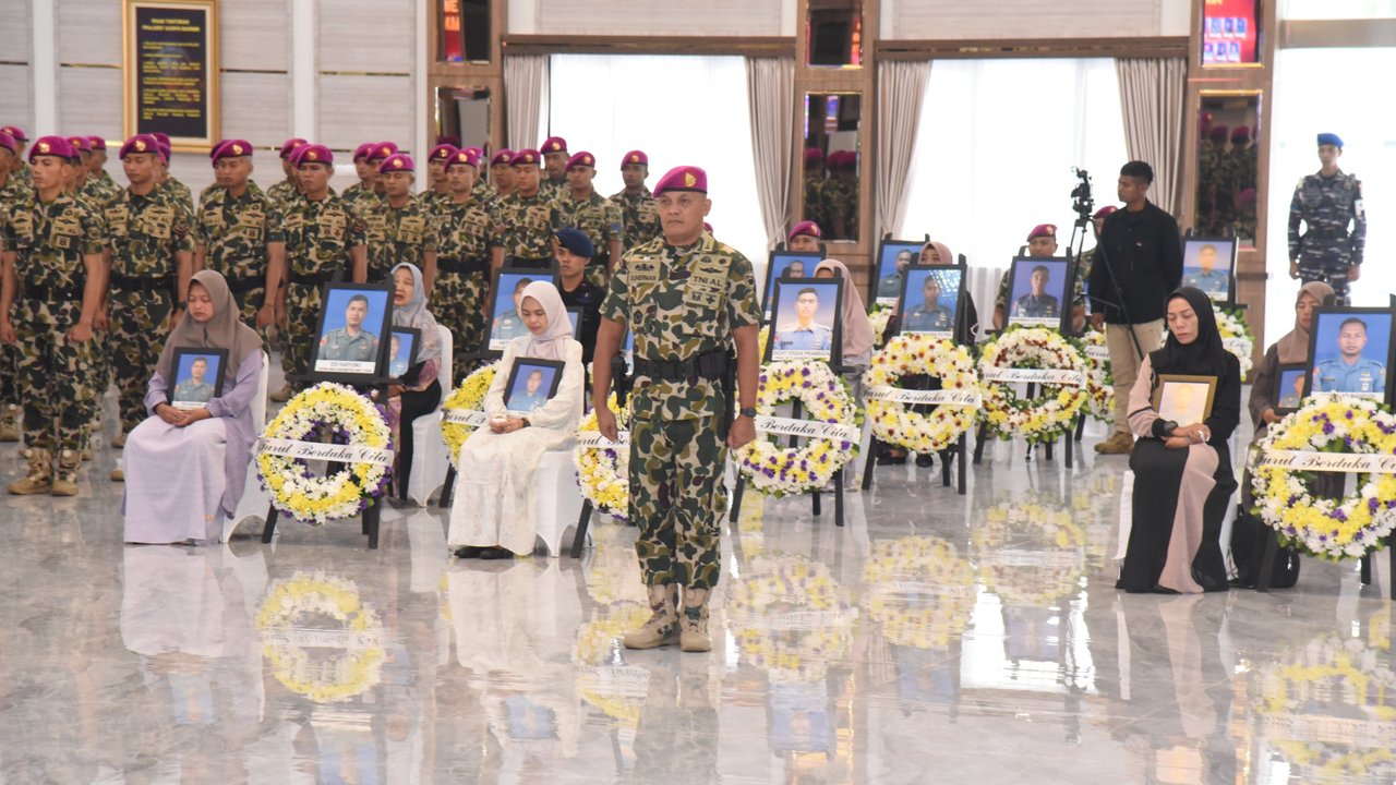 23 Prajurit Marinir TNI AL Korban Longsor Cisarua Bandung Dianugerahi Kenaikan Pangkat Luar Biasa