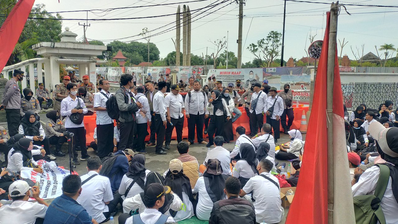 Kasus Gaji Dobel Guru Honorer Probolinggo Dihentikan, Alasannya untuk Kebutuhan Hidup