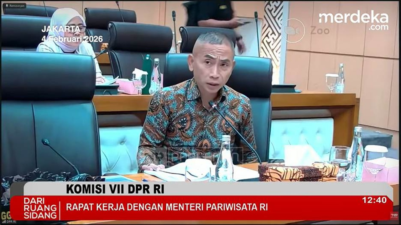 DPR Semprot Menpar Widiyanti: Menteri Paling Cantik Tapi Nilainya 50!