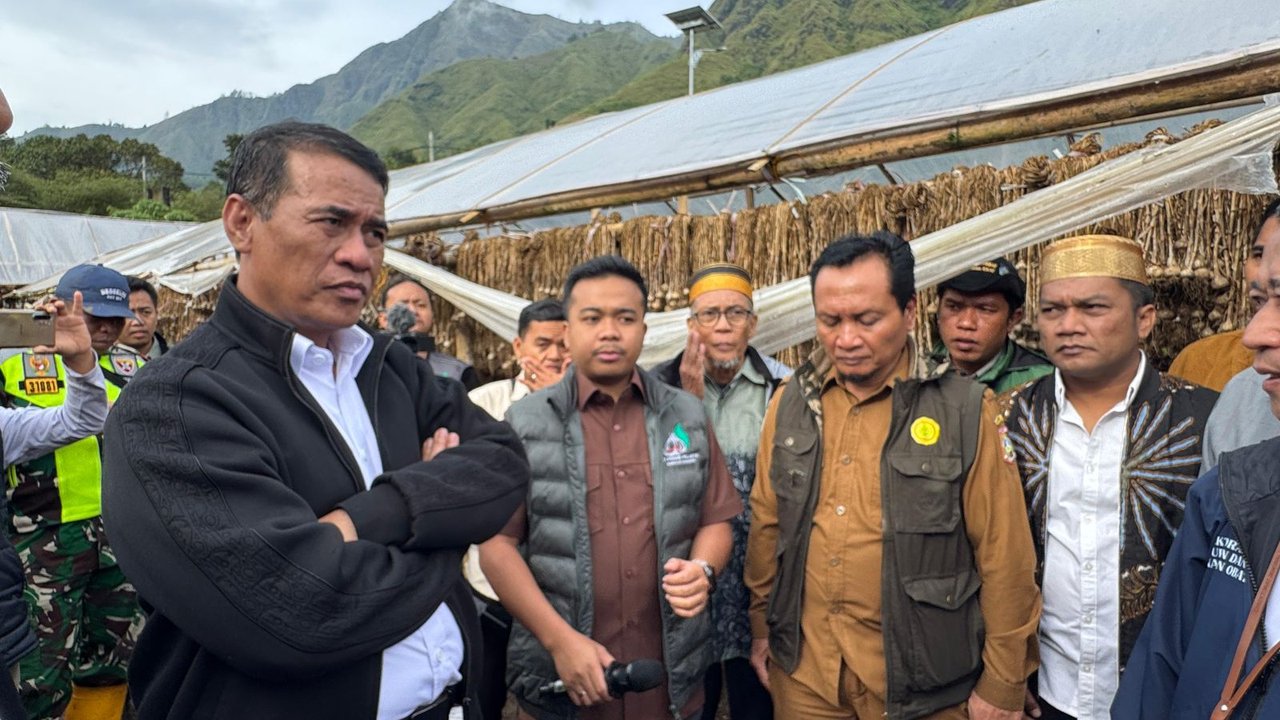 Mentan Amran: NTB Menjadi Pusat Komoditas Bawang Putih dan Jagung Nasional