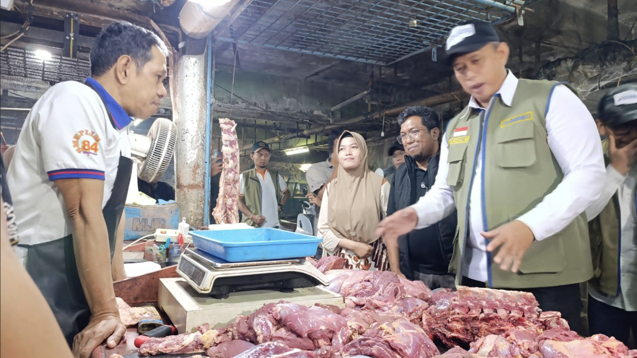 Cek Harga Pangan di Pasar, Dirut Bulog: Sesuai HET dan HAP