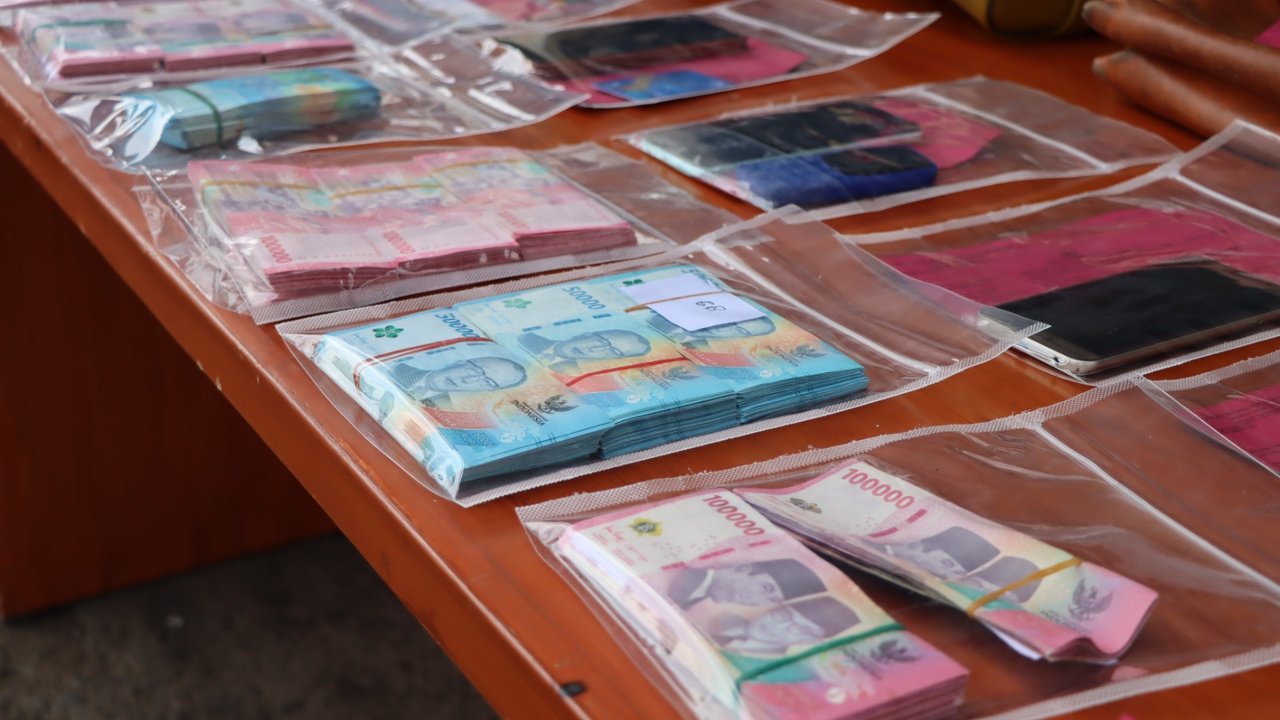 Cerita Pemuda di Bulukumba Tertipu Uang Palsu Usai Jual Handphone