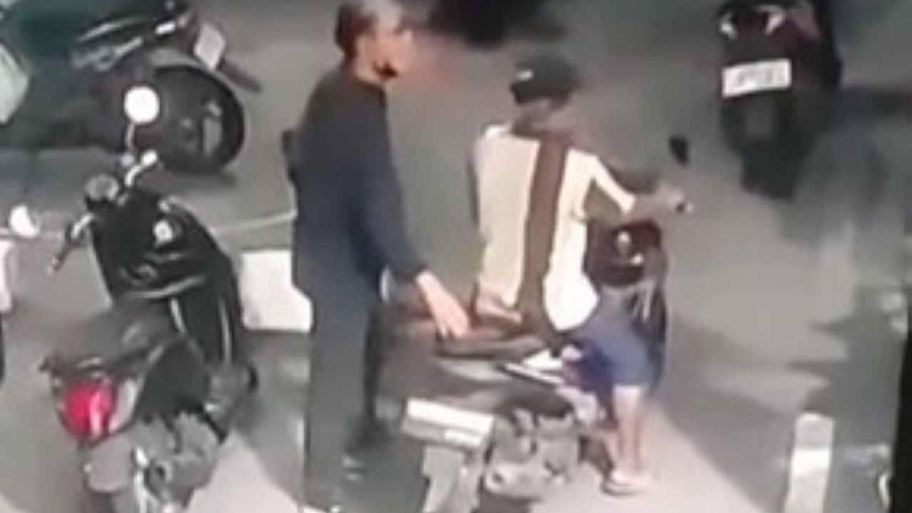 Hipnotis Ala Polisi Gadungan, Ojol Kena Tipu Motor Raib