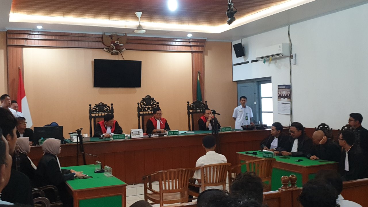 Hakim Bebaskan 3 Terdakwa Aksi Demo Rusuh Mako Brimob Solo