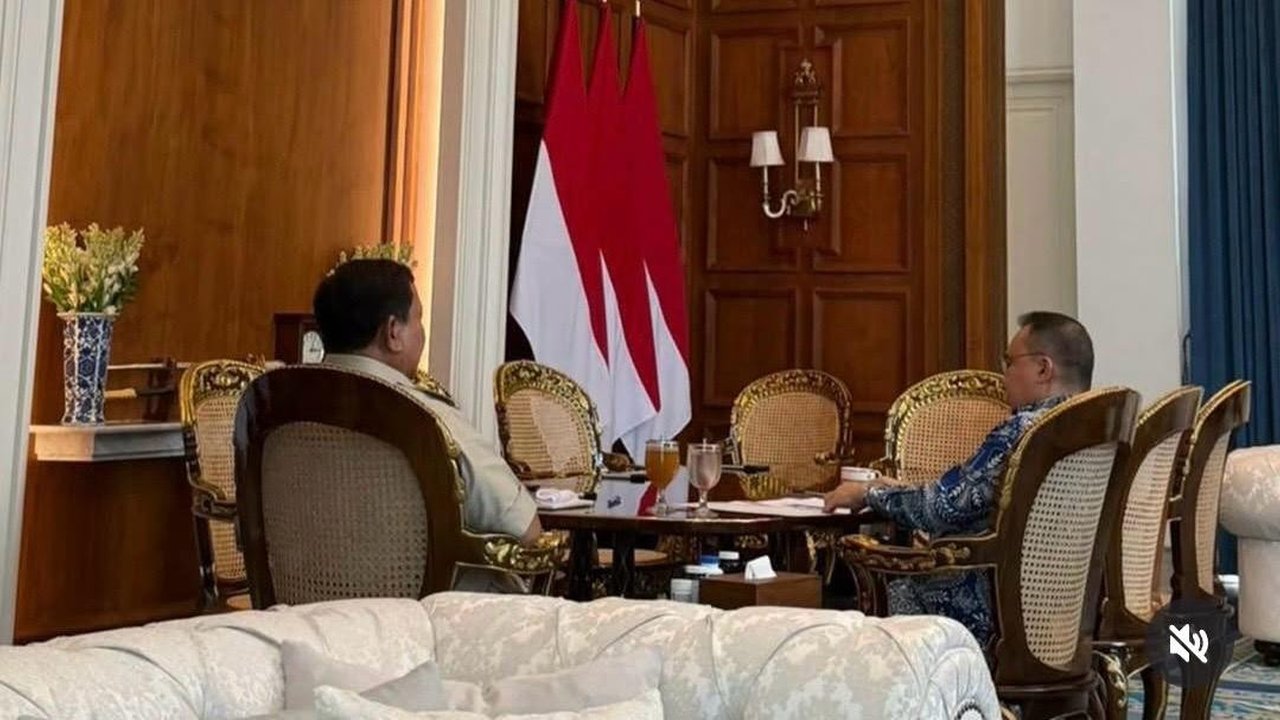 Seskab Teddy Bocorkan Isi Obrolan saat Dasco Temui Prabowo di Istana