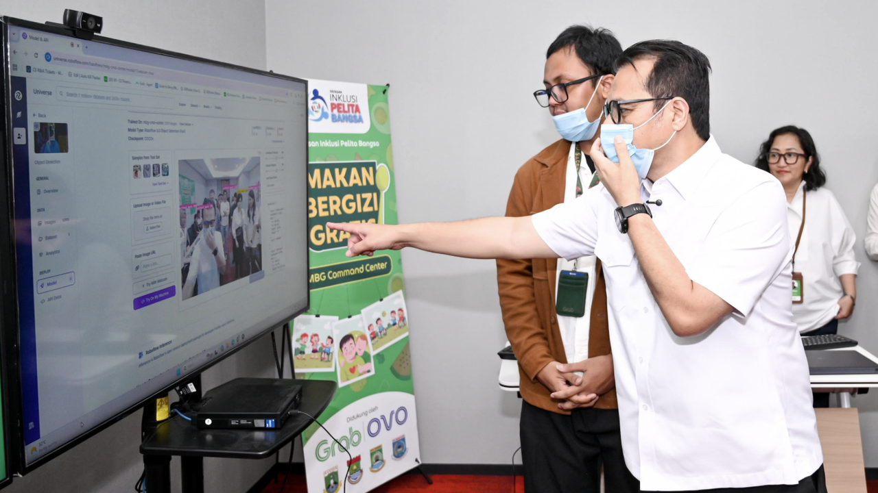 Wamenkomdigi Nezar Tinjau Program MBG Grab dan OVO Libatkan Teknologi AI