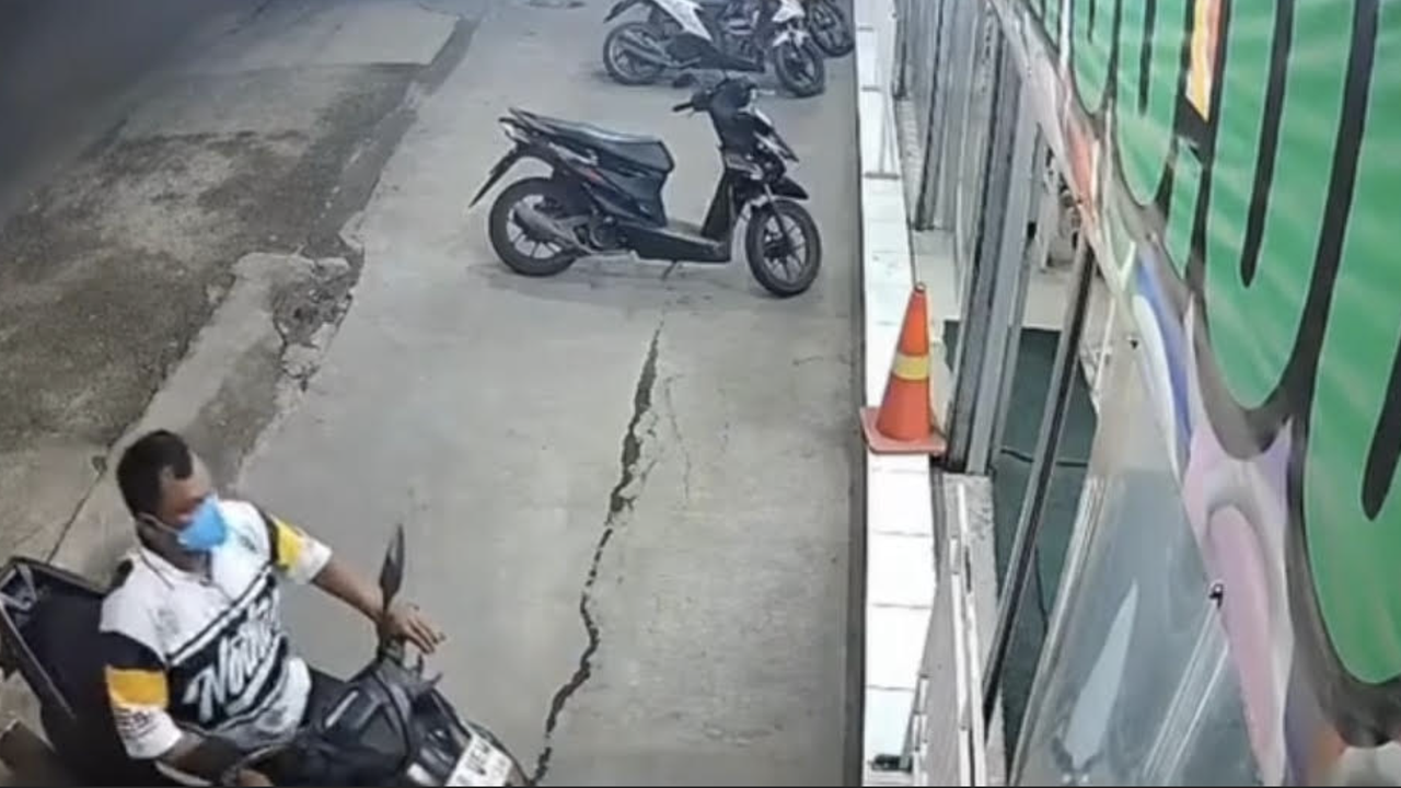 Motor Sri Mulyani Hilang Saat Mau Beli Pakaian