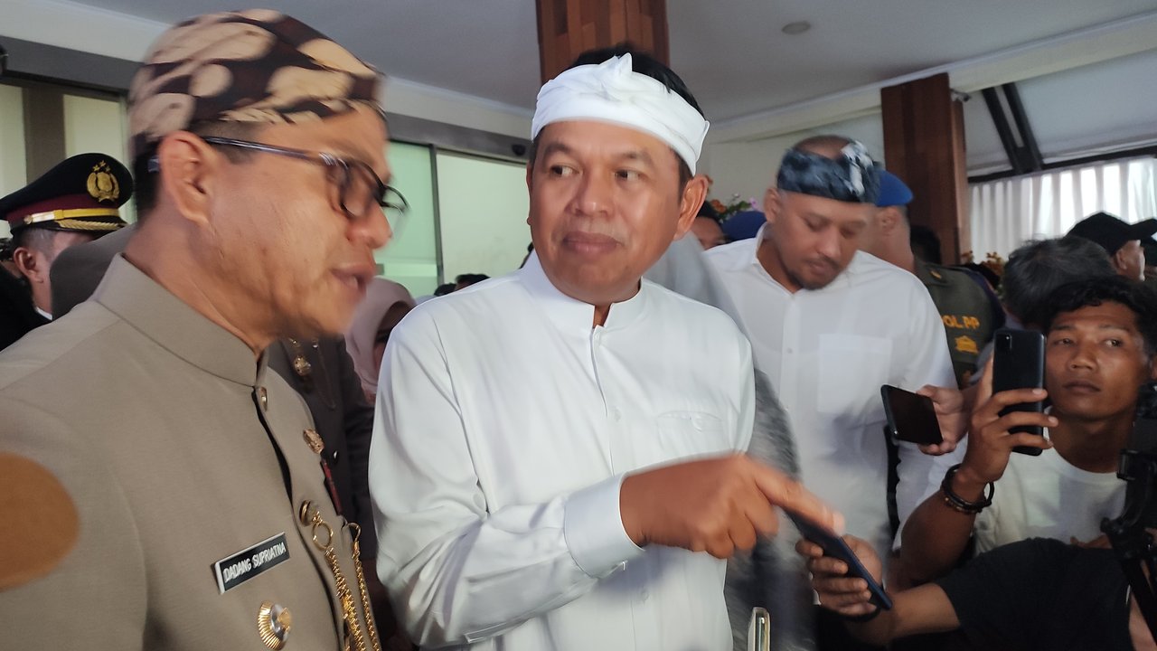 Harga LPG Nonsubsidi Naik, KDM Sarankan Warga Beralih ke Kayu Bakar dan Kotoran Sapi
