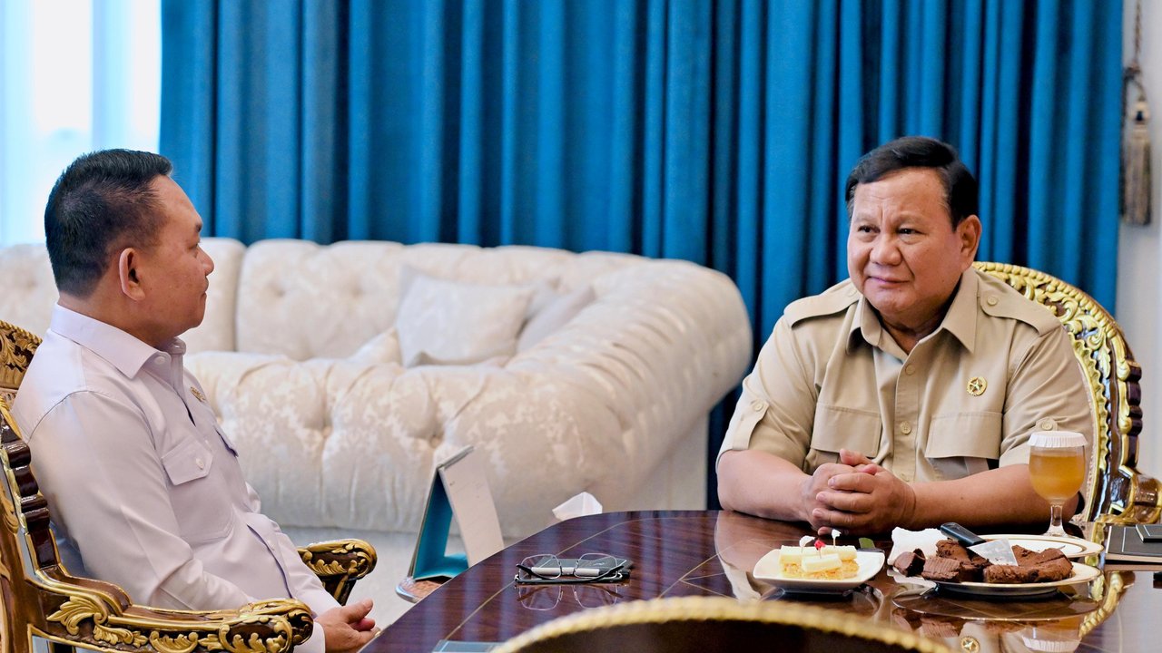 Seskab Teddy Bocorkan Isi Pertemuan Presiden Prabowo dan Mantan KSAD Dudung
