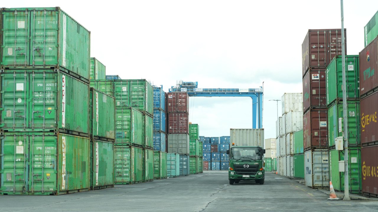 Rahasia Pelindo Petikemas Catat Kinerja Positif di Tengah Gejolak Global