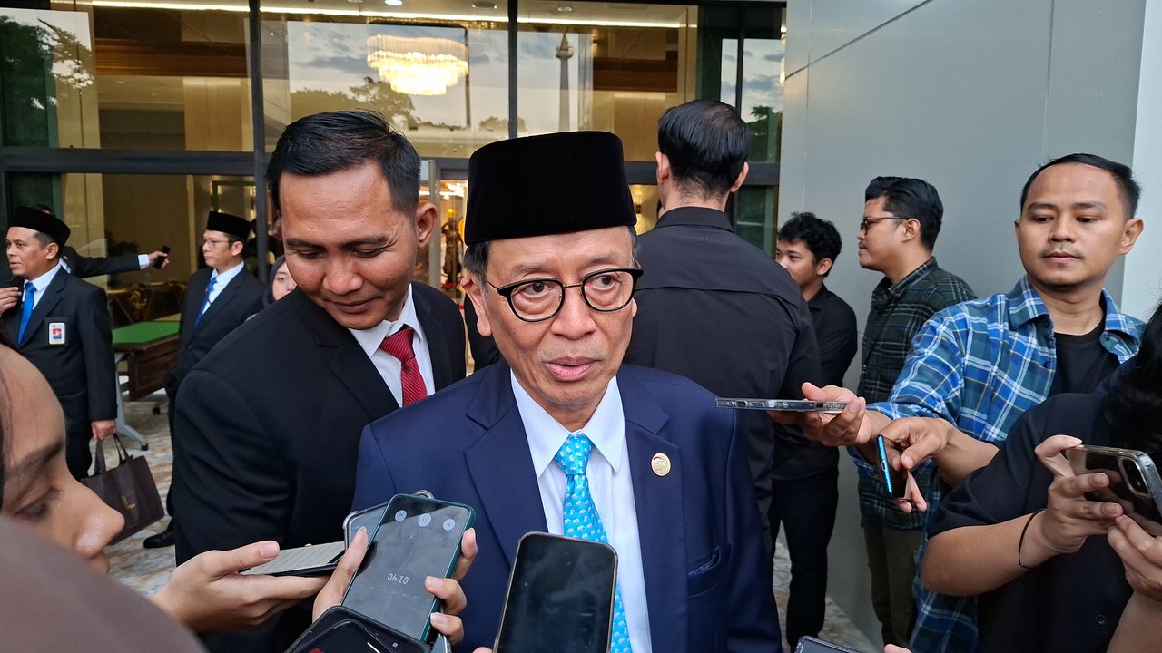 Di Tengah Gejolak Global, Otoritas Jasa Keuangan Pastikan Perbankan RI Aman dari Bank Rush