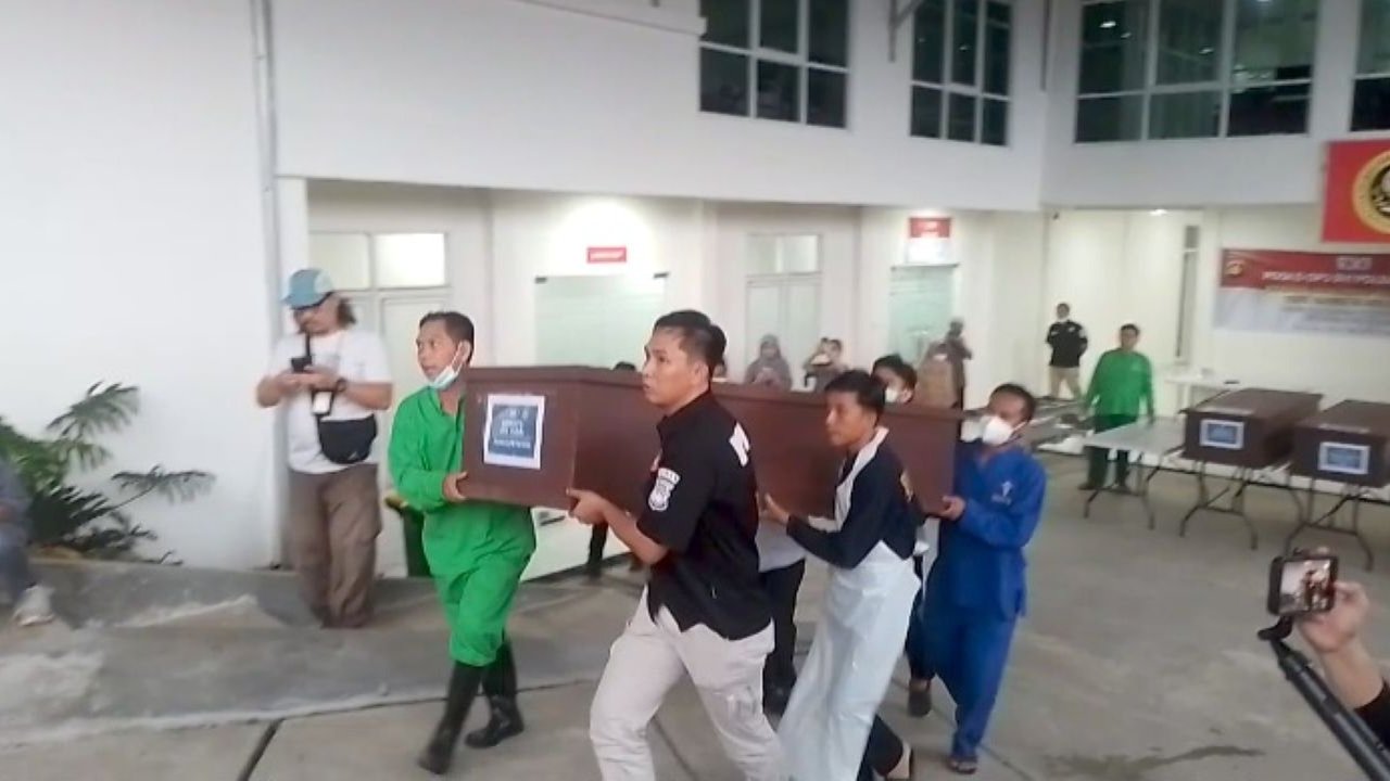 Jenazah Korban Kecelakaan Bus ALS dan Truk Tangki Berhasil Diidentifikasi