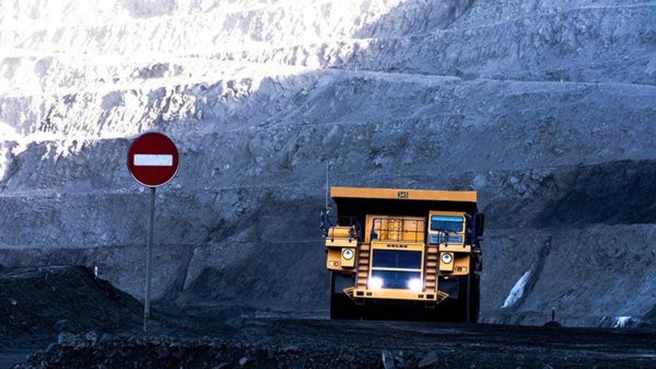 Data ESDM: Sektor Minerba Setor Rp55 Triliun ke Negara Hingga 15 Mei 2026
