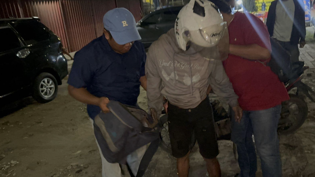 Polisi Ringkus Dua Pelaku Pencurian Aki Truk Trailer