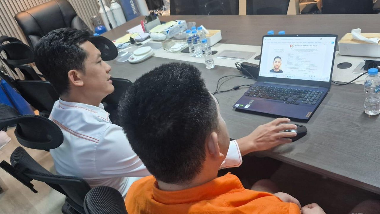 Buronan Kelas Kakap Lukmanul Hakim Rela Operasi Plastik demi Kecoh Perburuan Polisi