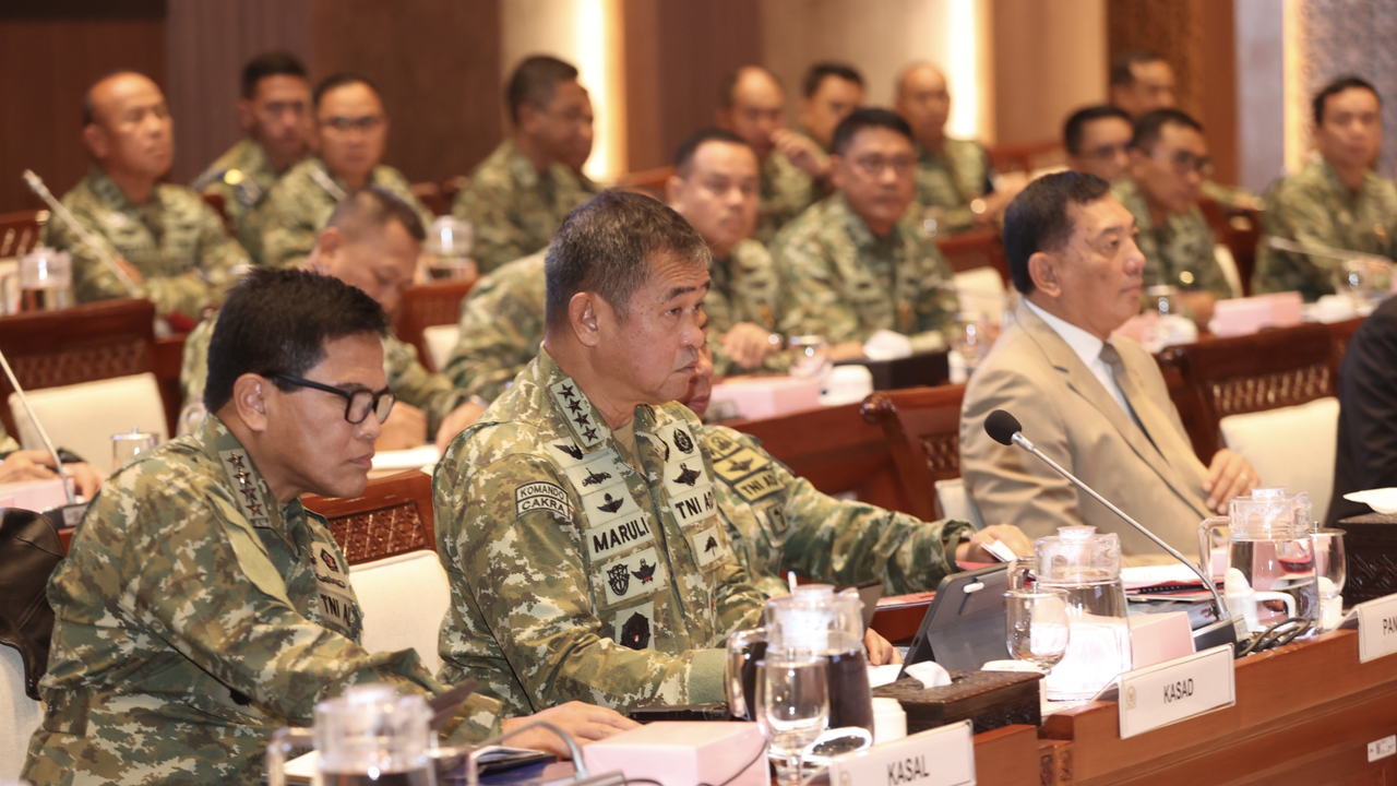 Kasad Jenderal Maruli Sampaikan Pengembangan Batalyon Teritorial Pembangunan TNI AD Bersama DPR