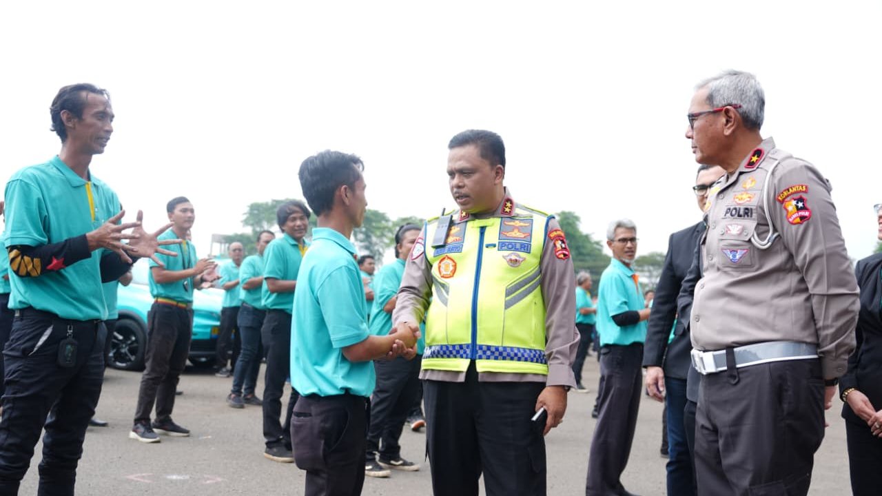 Korlantas Polri dan Green SM Indonesia Latih Pengemudi Taksi Tingkatkan Keselamatan Jalan