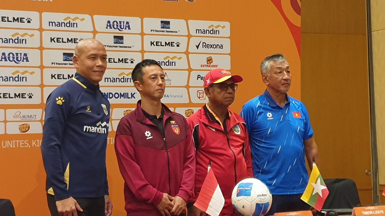Nova Arianto Fokus Benahi Mental Pemain Jelang Laga Perdana Indonesia vs Myanmar di Piala AFF U-19 2026