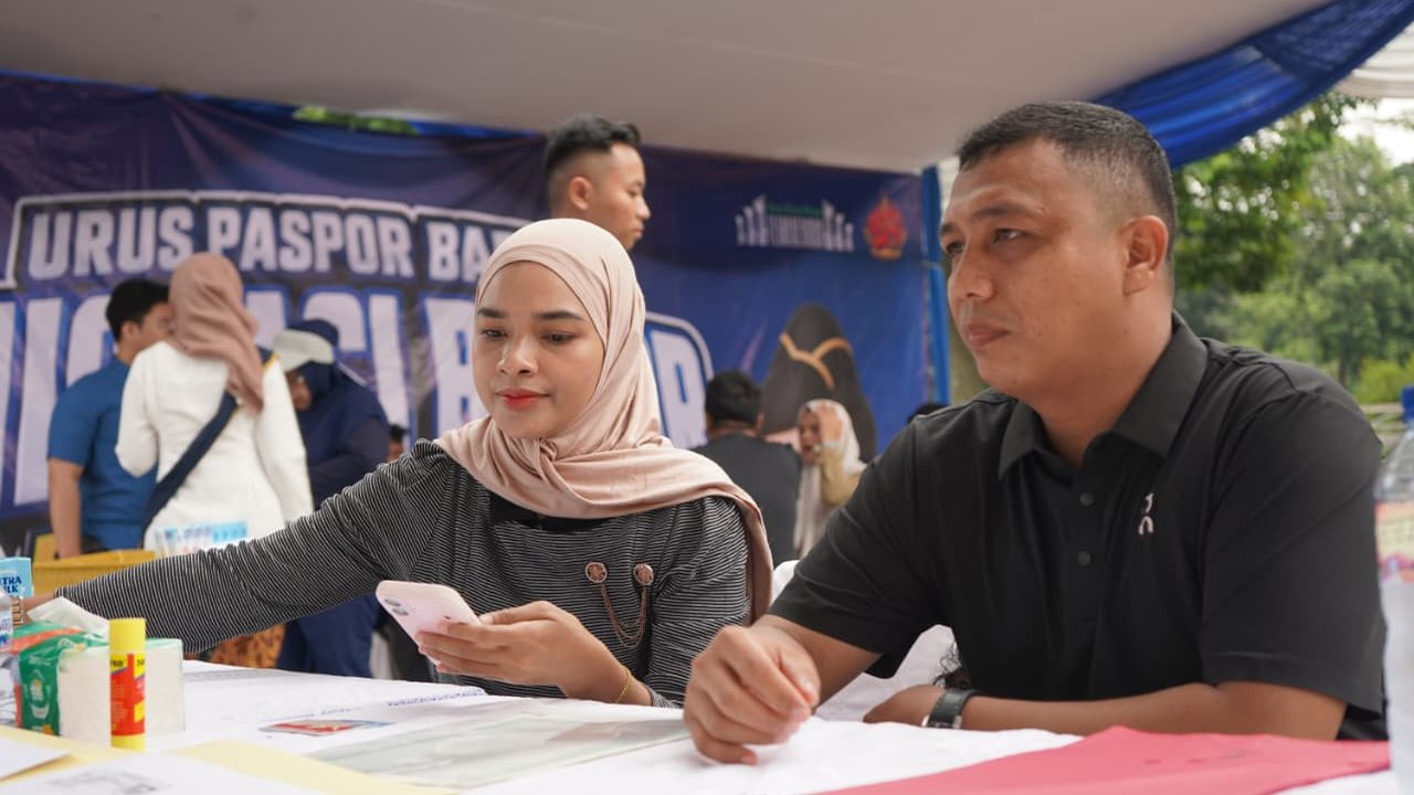 Imigrasi Bogor Jemput Bola di CFD Cibinong, Layanan Paspor Diserbu Warga