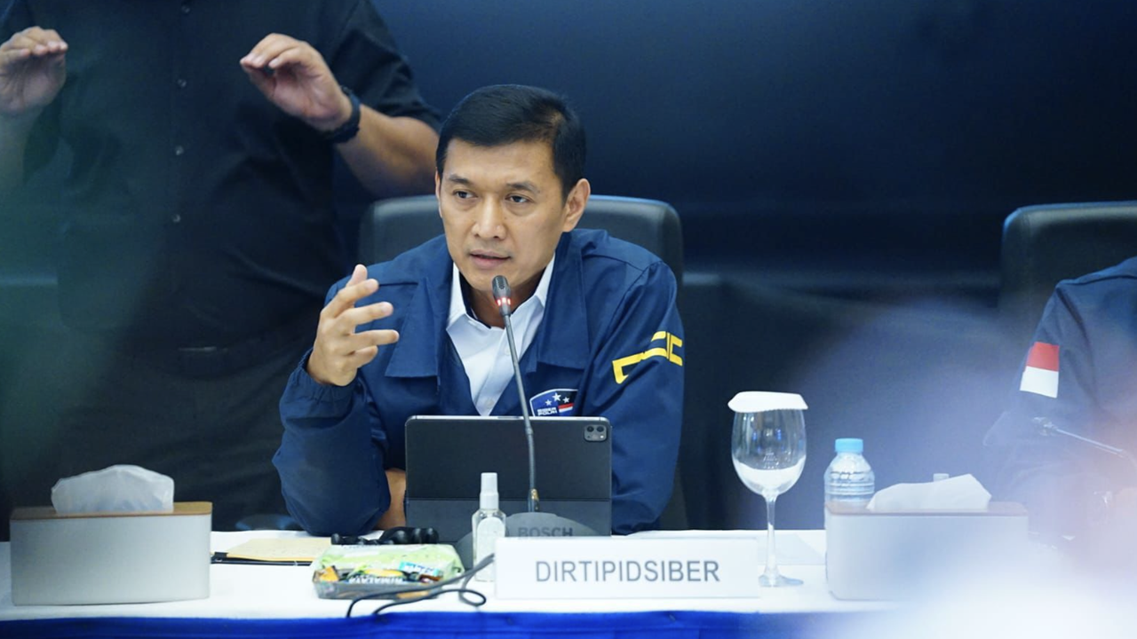 Buronan Interpol Red Notice Kasus Penipuan Online Internasional Berhasil Ditangkap