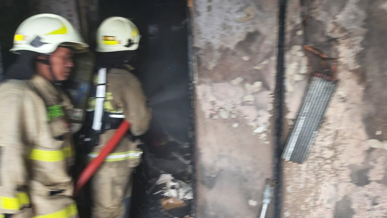 Pasca Kebakaran, 80 Persen Lantai 4 Rumah Haerul Saleh Rusak Parah