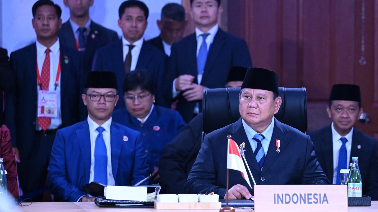 Presiden Prabowo Subianto dalam sesi pleno KTT ASEAN ke-48 di Mactan Expo, Jumat (8/5).